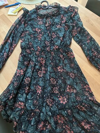 Kleid Grösse 34