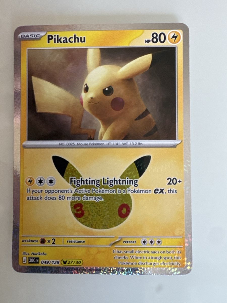 Pokémon Carte collezionabili: Pikachu 30th celebration pokemon  – Nuovo (secondo la descrizione) da Effretikon venduto da lui_75tp