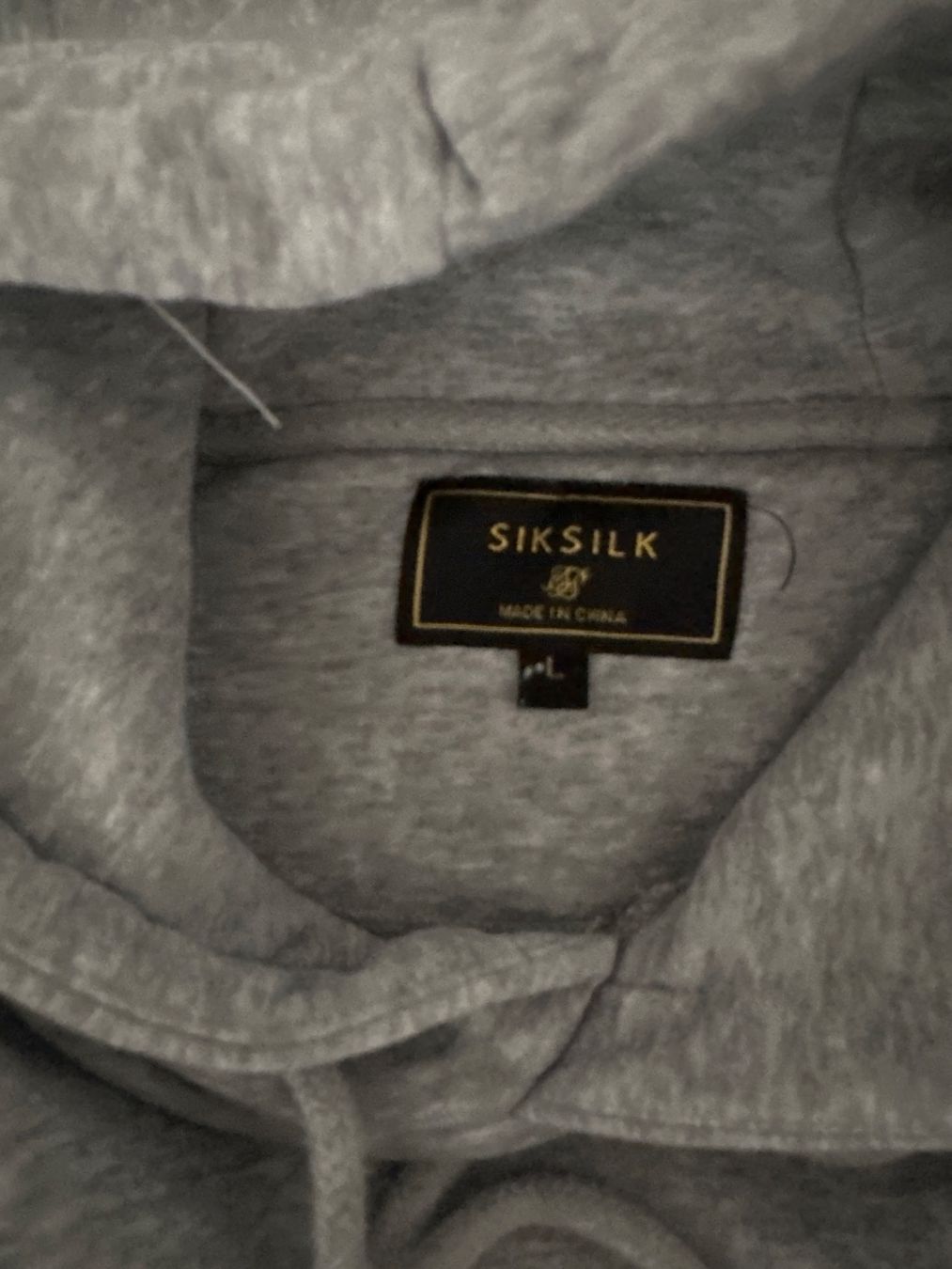Siksilk Maglioni & Felpe: Kapuzenpullover SikSilk grau Grösse L – Usato da Ostermundigen venduto da POKESTOPCH 3