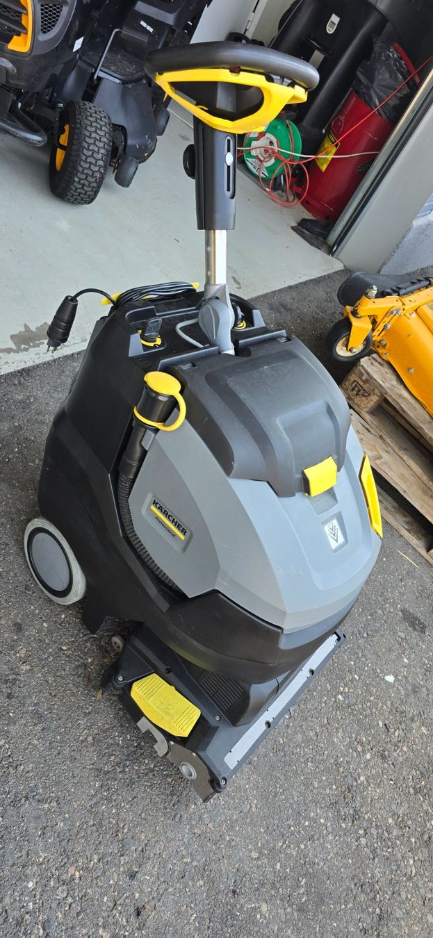 Kärcher Toutes les machines: Kärcher BR 45/22C – D'occasion à Rain par Fafan069 3