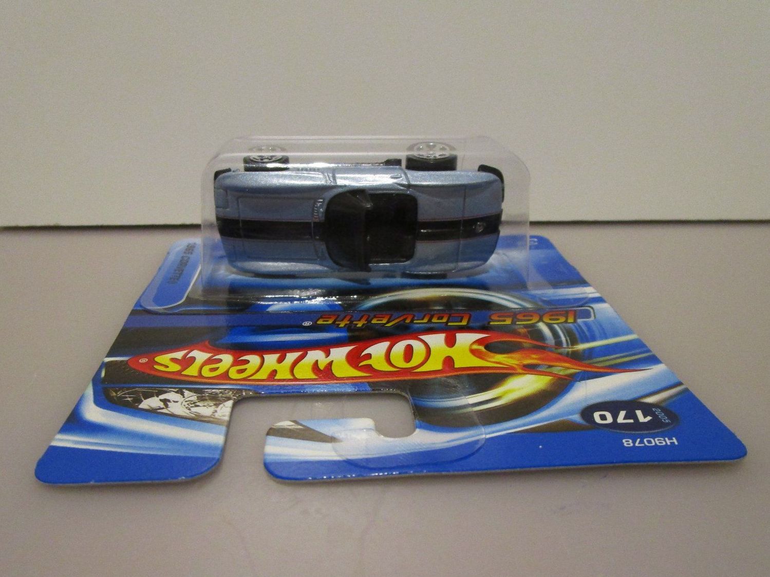 Chevrolet Modellini d'auto: HOT WHEELS 1965 CORVETTE - H9078 – Nuovo e nell'imballaggio originale da Chêne-Bourg venduto da breno56 2