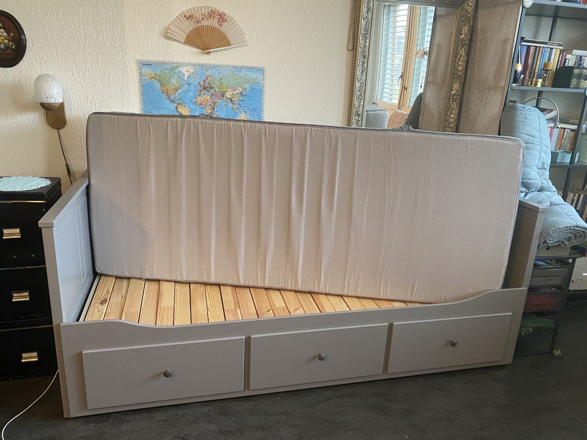 Ikea Letti: Tagesbett ausziehbar inkl.  oder ohne Matratze – Usato da Zürich venduto da VictoriaV01 2