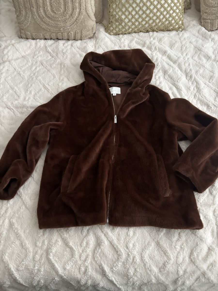 H&M Jacken: Kunstpelzjacke gr.M  – Neu (gemäss Beschreibung) aus Zug von Biki72 1