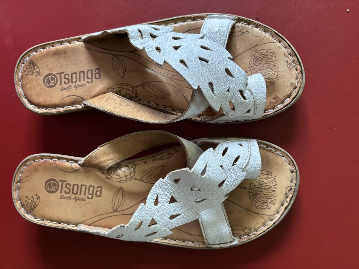 Scarpe da donna: Damen Tsonga Isivina Zehentrenner Weiss Leder – Nuovo (secondo la descrizione) da Winterthur venduto da ru.he 4