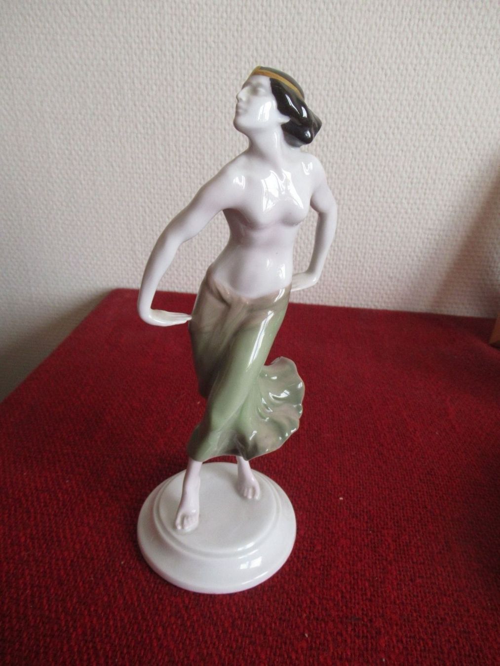 Rosenthal Statuette: Aegyptische Tänzerin – Usato da Wallbach venduto da TriumphStag