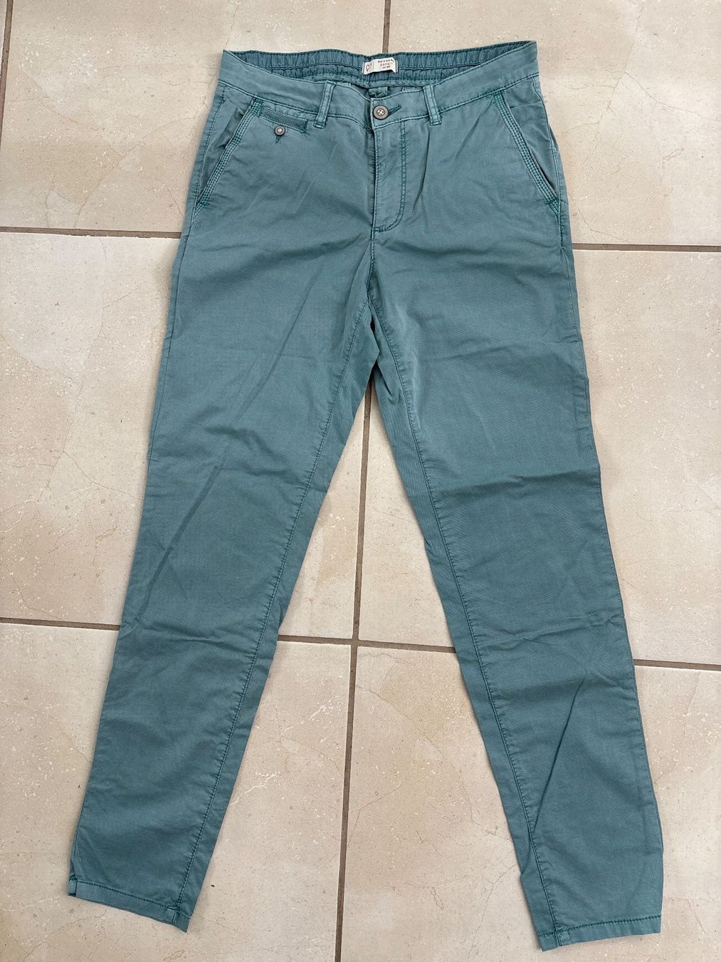 Esprit Pantaloni: Esprit Sommerhose, türkis, Grösse 34, NEU – Nuovo e nell'imballaggio originale da Pfaffhausen venduto da frickda