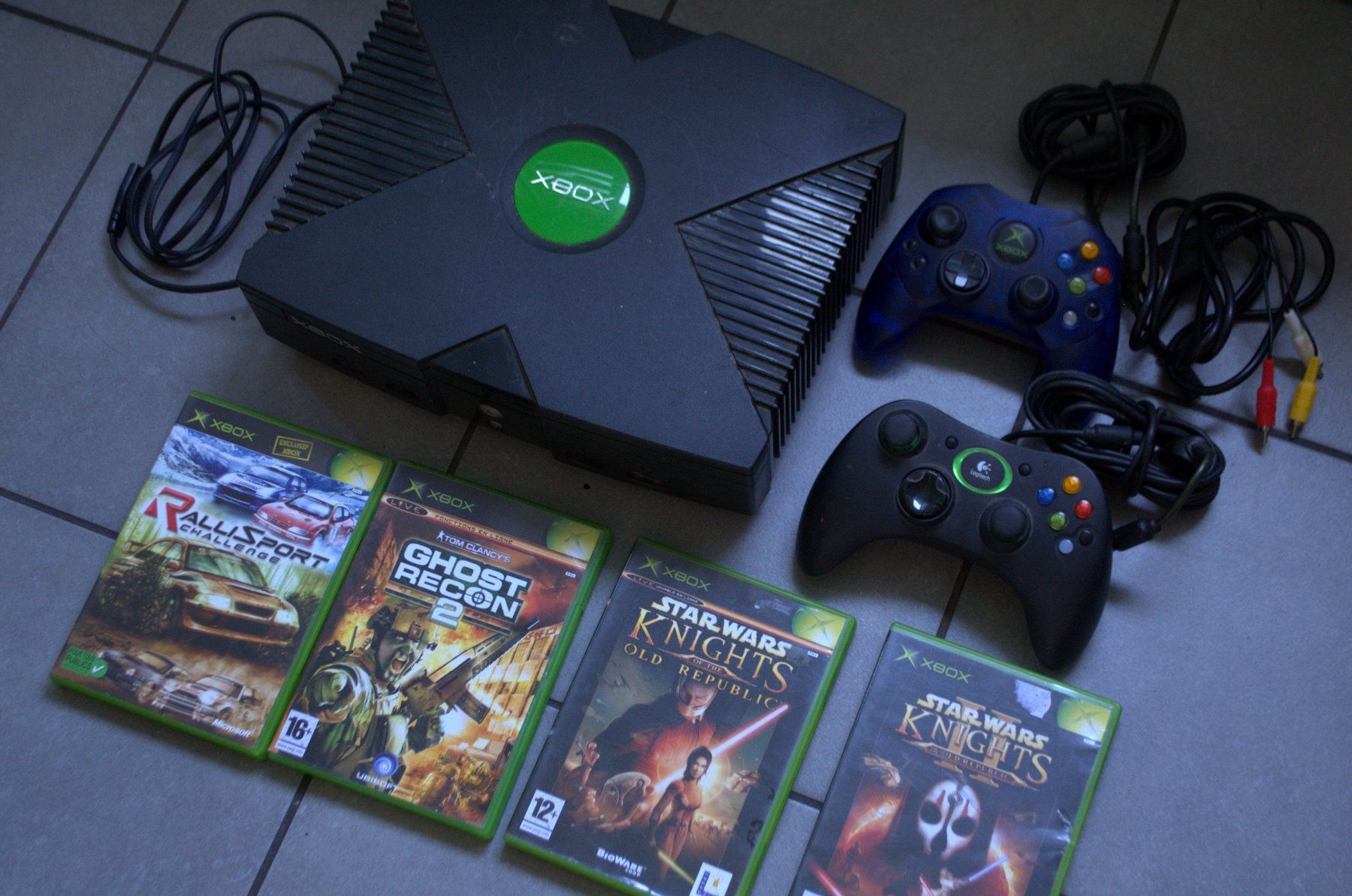 Microsoft Consoles: Konsole Xbox Xecuter 2 console – D'occasion à Collonges par arashee 3