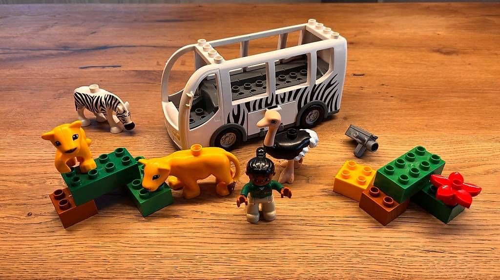 Lego Giocattoli: LEGO DUPLO 10502 - Safari Bus – Usato da Frauenfeld venduto da Renegade77