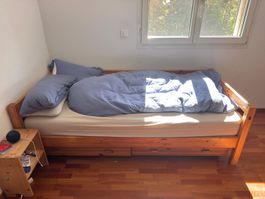 Flexa Bett mit neuwertiger Matratze und Schubladen