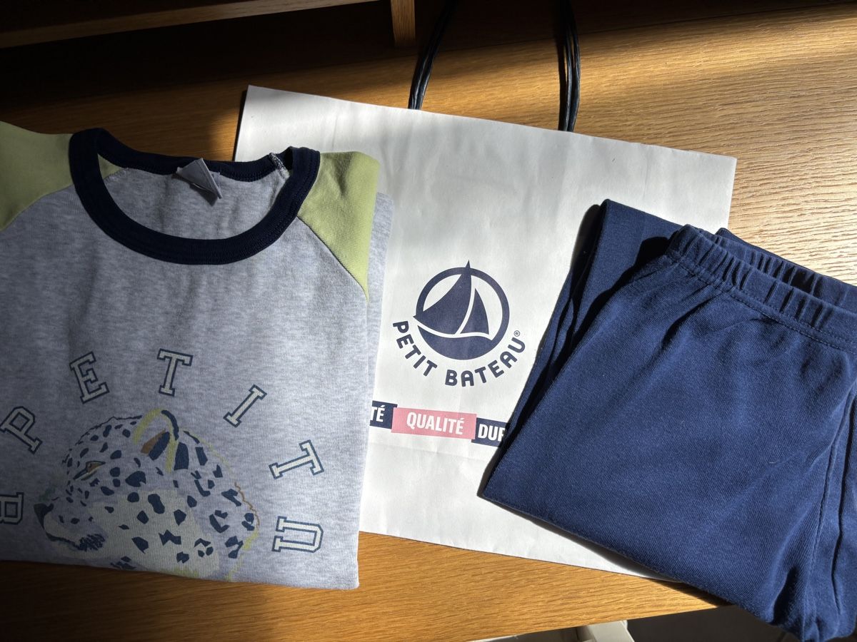 Petit Bateau Pyjamas & Ähnliches: Pyjama Petit Bateau 10 ans - 140cm – Gebraucht aus Founex von ari_2gt7 4