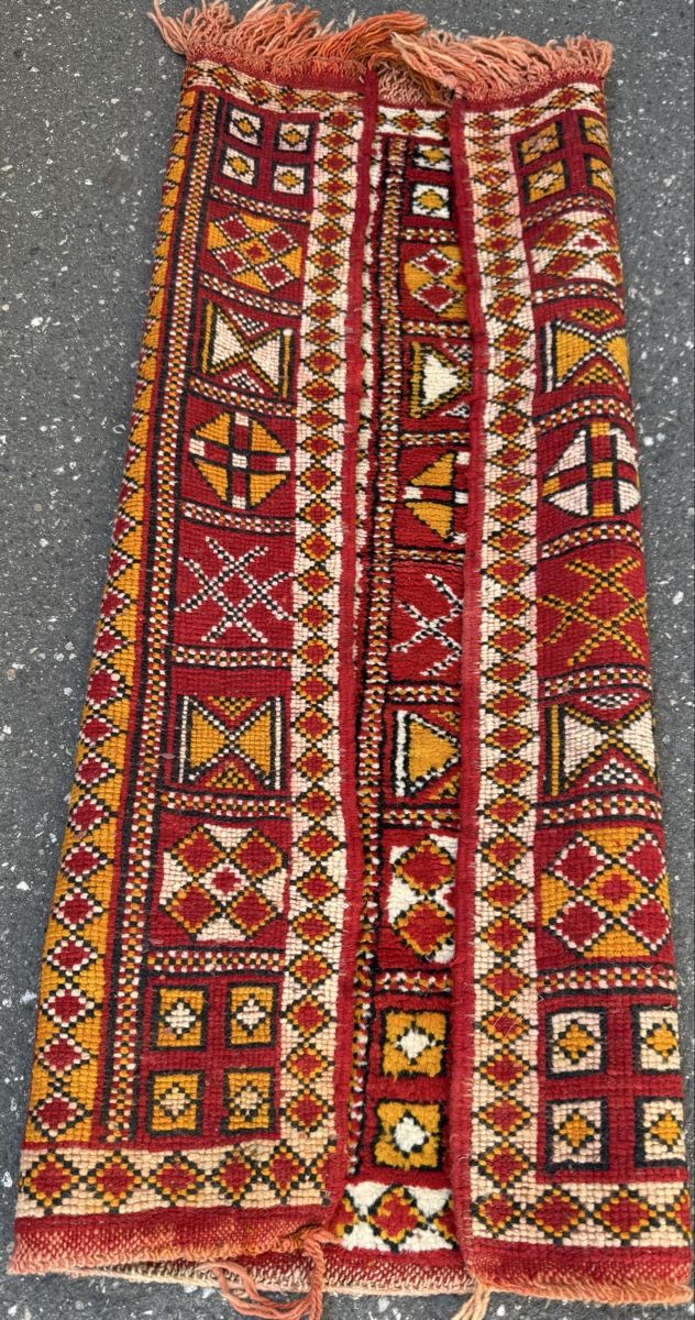 Teppiche: Handgeknüpfter Teppich 110x84.cm – Gebraucht aus Büron von Filadefia-888 1