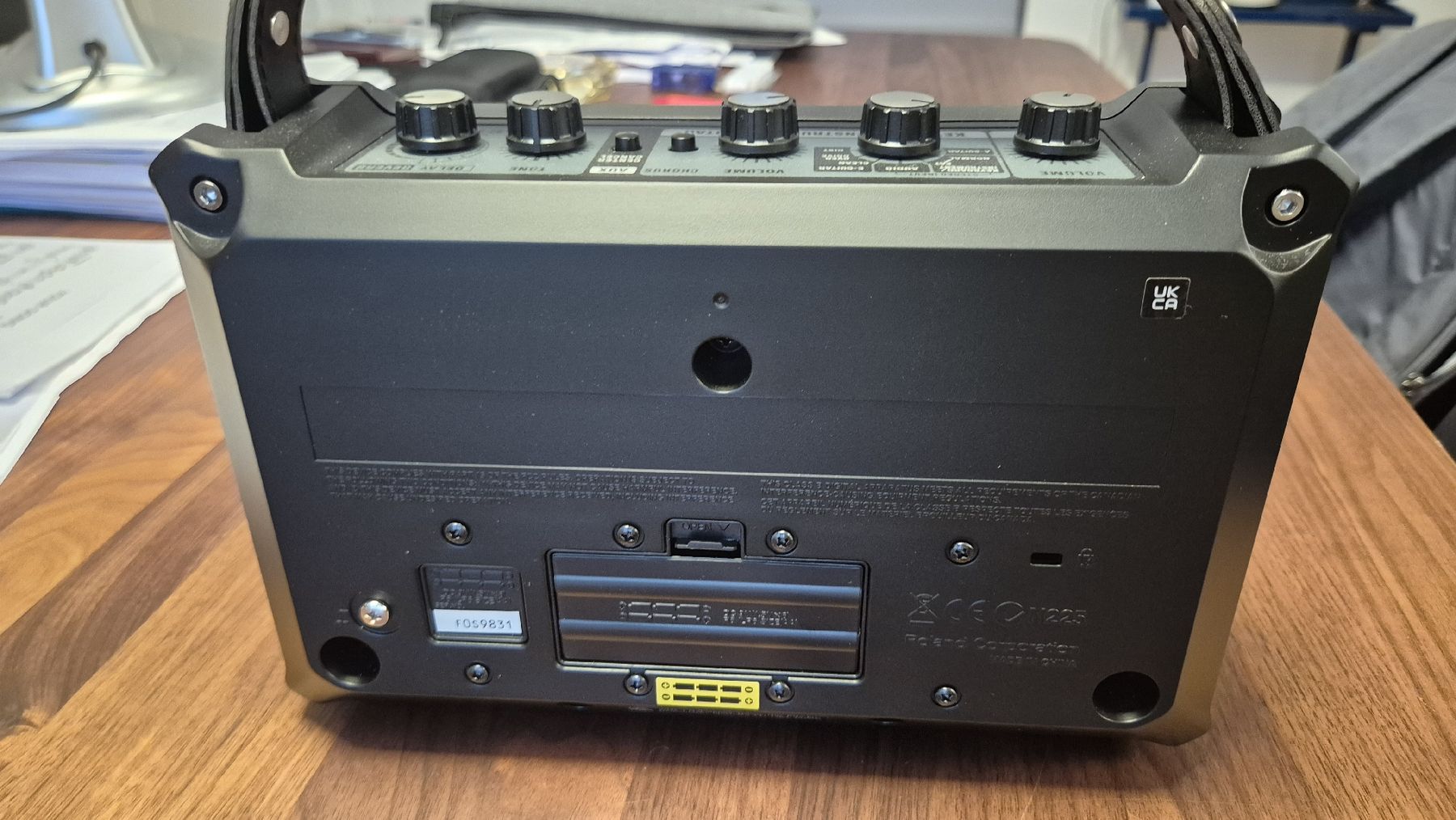 Roland Verstärker: Roland Mobile Cube Stereo Amplifier like new – Neu (gemäss Beschreibung) aus Lausanne von sgo_vm6d 3