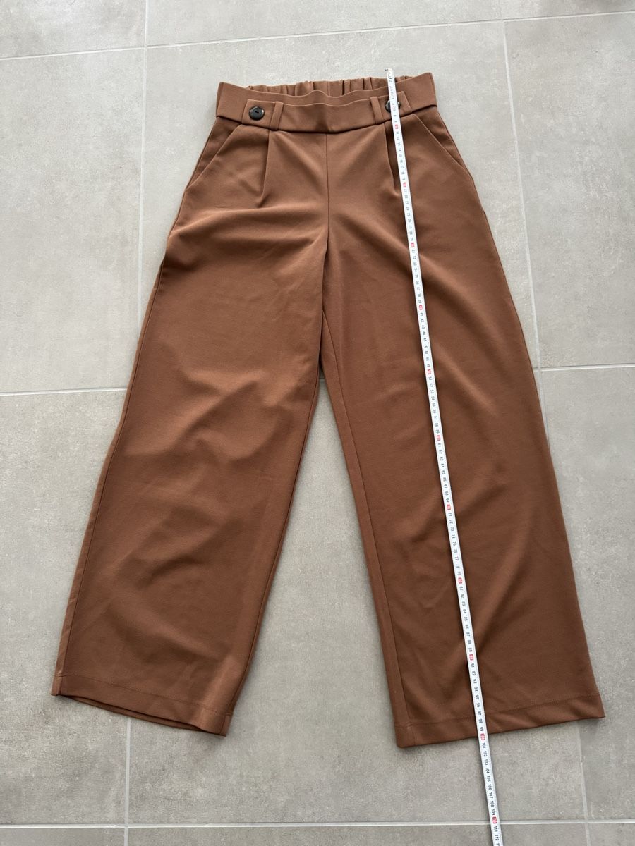 Only Pantaloni: Braune Marlenehose, Grösse M JDY neu – Nuovo (secondo la descrizione) da Frick venduto da Cirilla 1