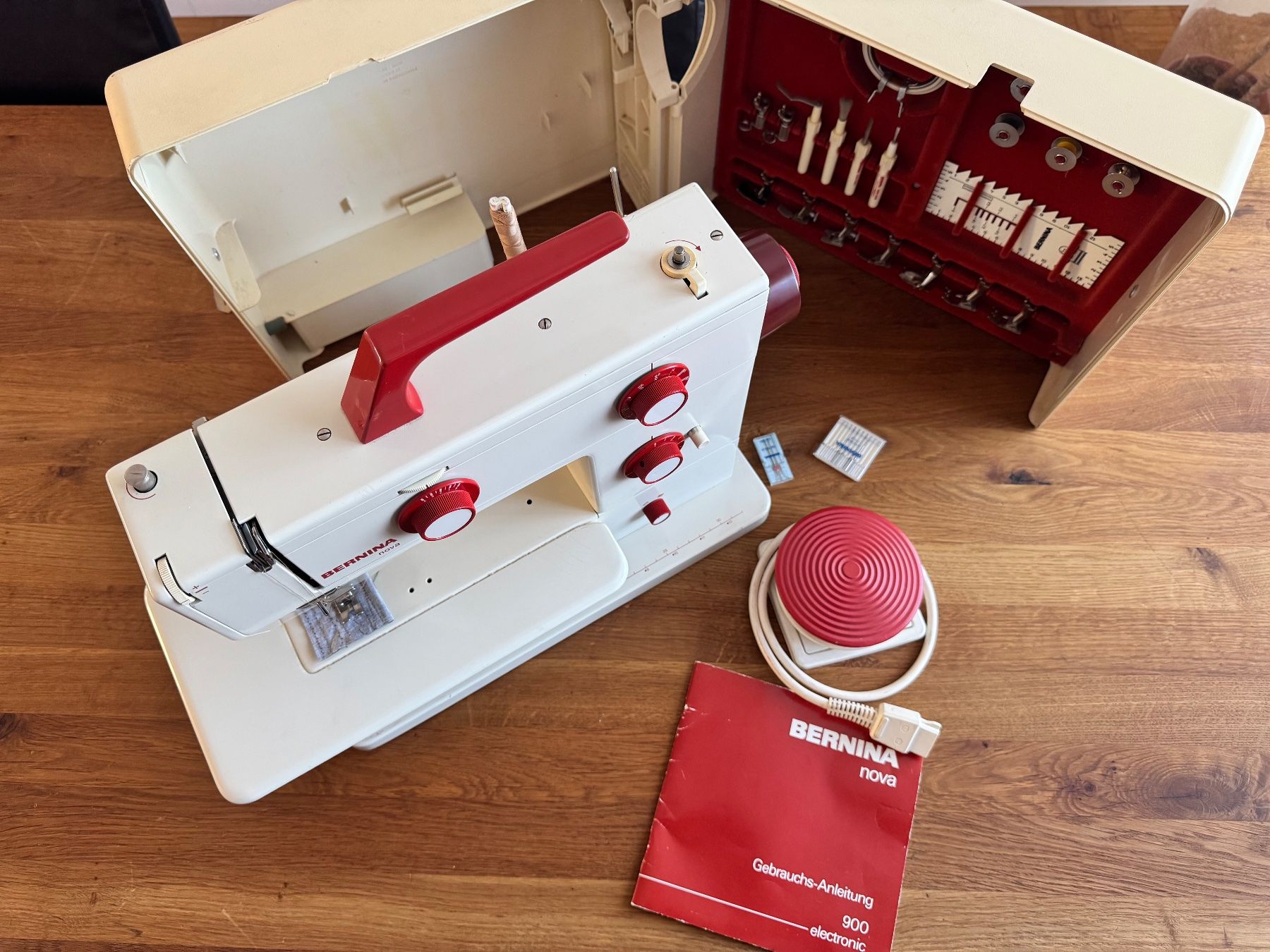 Bernina Macchine da cucire: Bernina Nova 900 – Usato da Frauenfeld venduto da mani.s 2