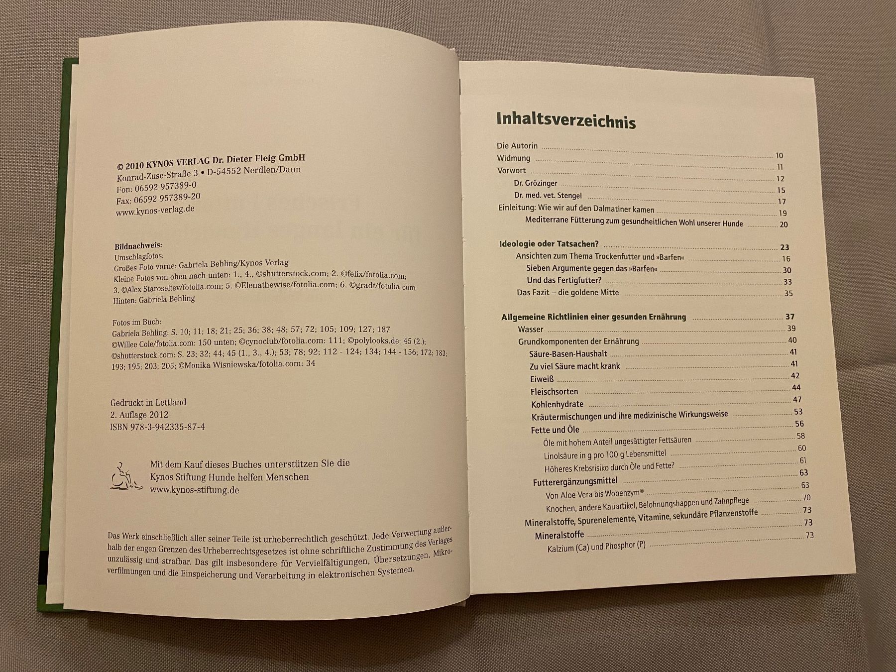 Libri: Frisches Futter Langes Hundeleben Hunde Behling Ernährung – Usato da Basel venduto da him_5r5n 2