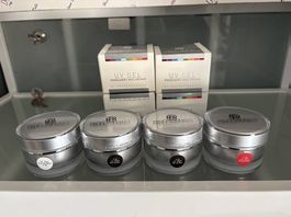 4 pots de gel neufs pour onglerie