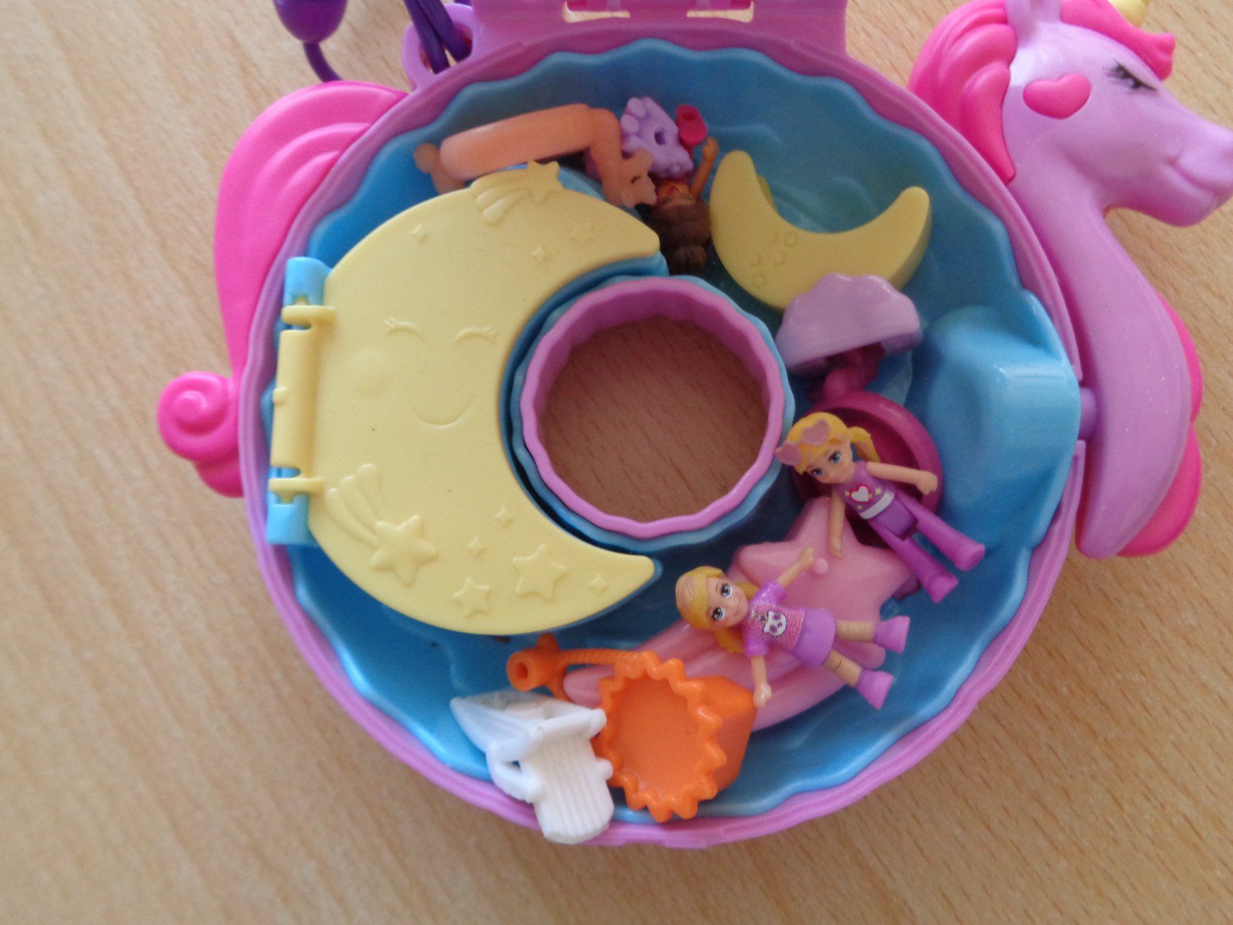 Polly Pocket Giocattoli: Polly Pocket Einhorn Donut – Usato da Dietikon venduto da chroetli77 2