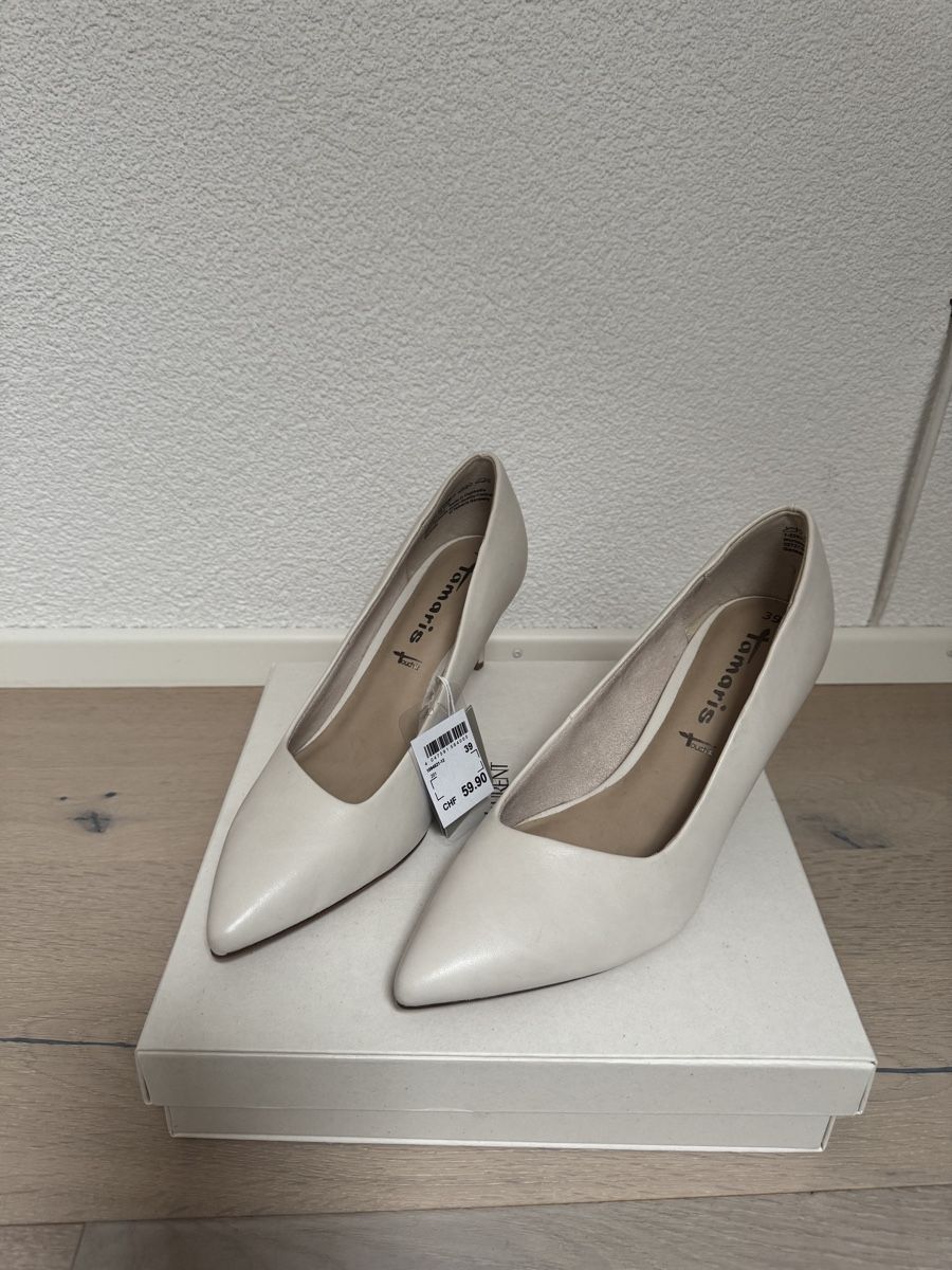 Tamaris Scarpe da donna: Tamaris Pumps NEU 39 – Nuovo e nell'imballaggio originale da Lotzwil venduto da meeli0608