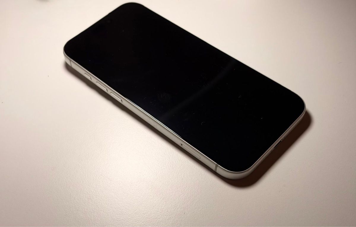Apple Telefoni cellulari / Smartphones: iPhone 17 Pro Max Weiss – Nuovo (secondo la descrizione) da Buchrain venduto da dib_s9vb 4