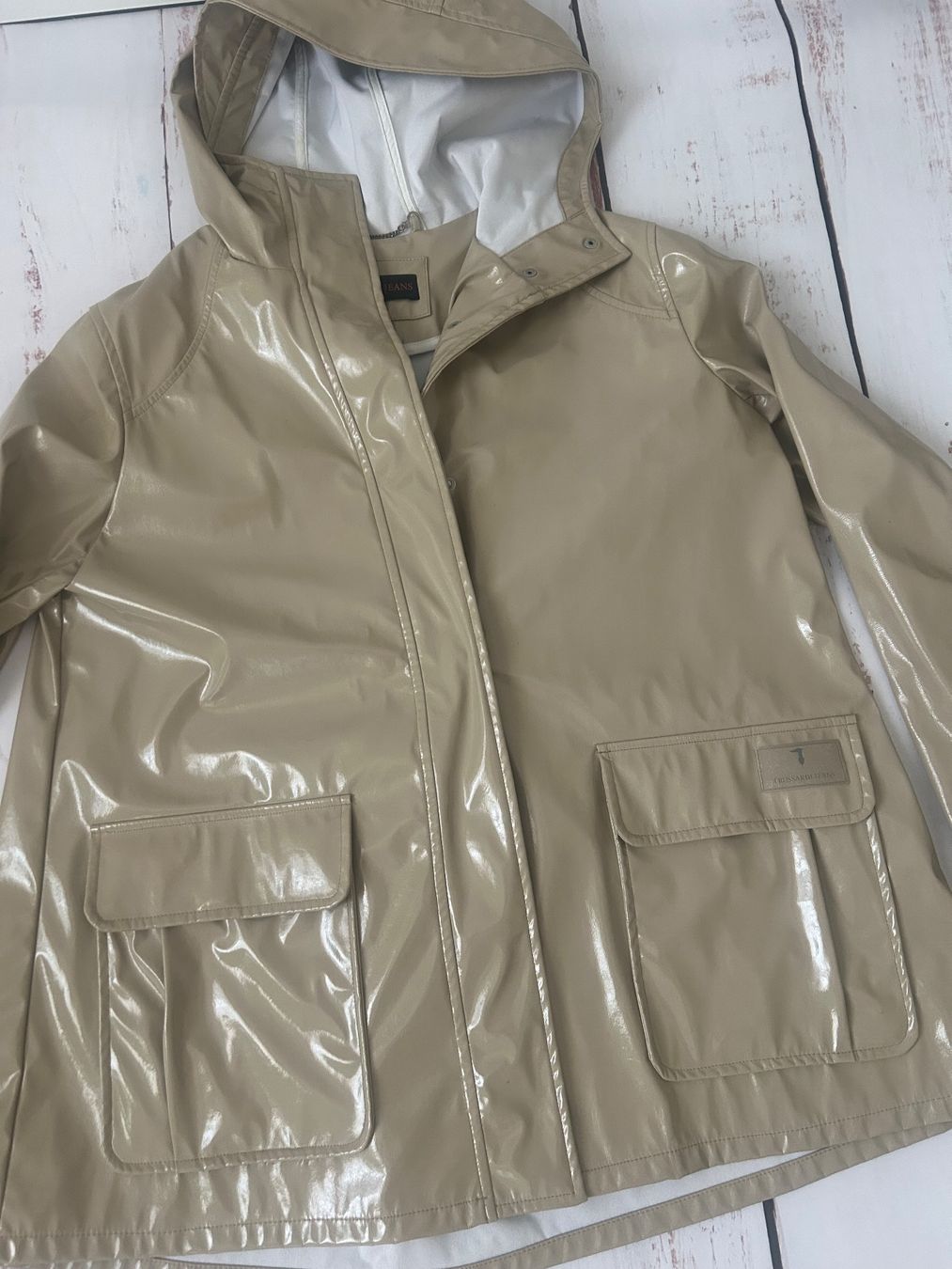 Socken: Stylish vynil rain coat Trussardi S size – Gebraucht aus Zürich von Ferienan 2