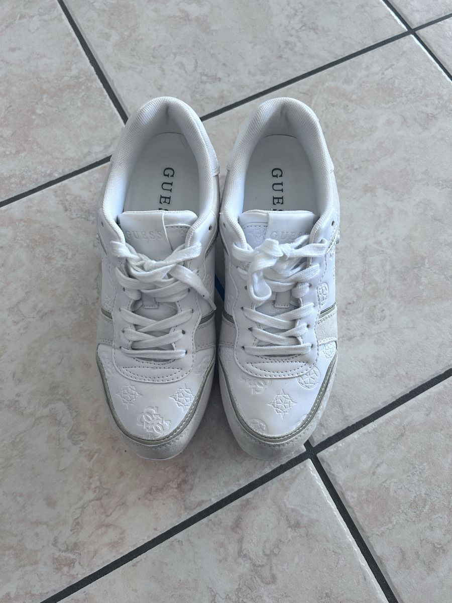 Guess Damenschuhe: Scarpe Guess gr38 – Gebraucht aus Cugnasco von sd1520 1