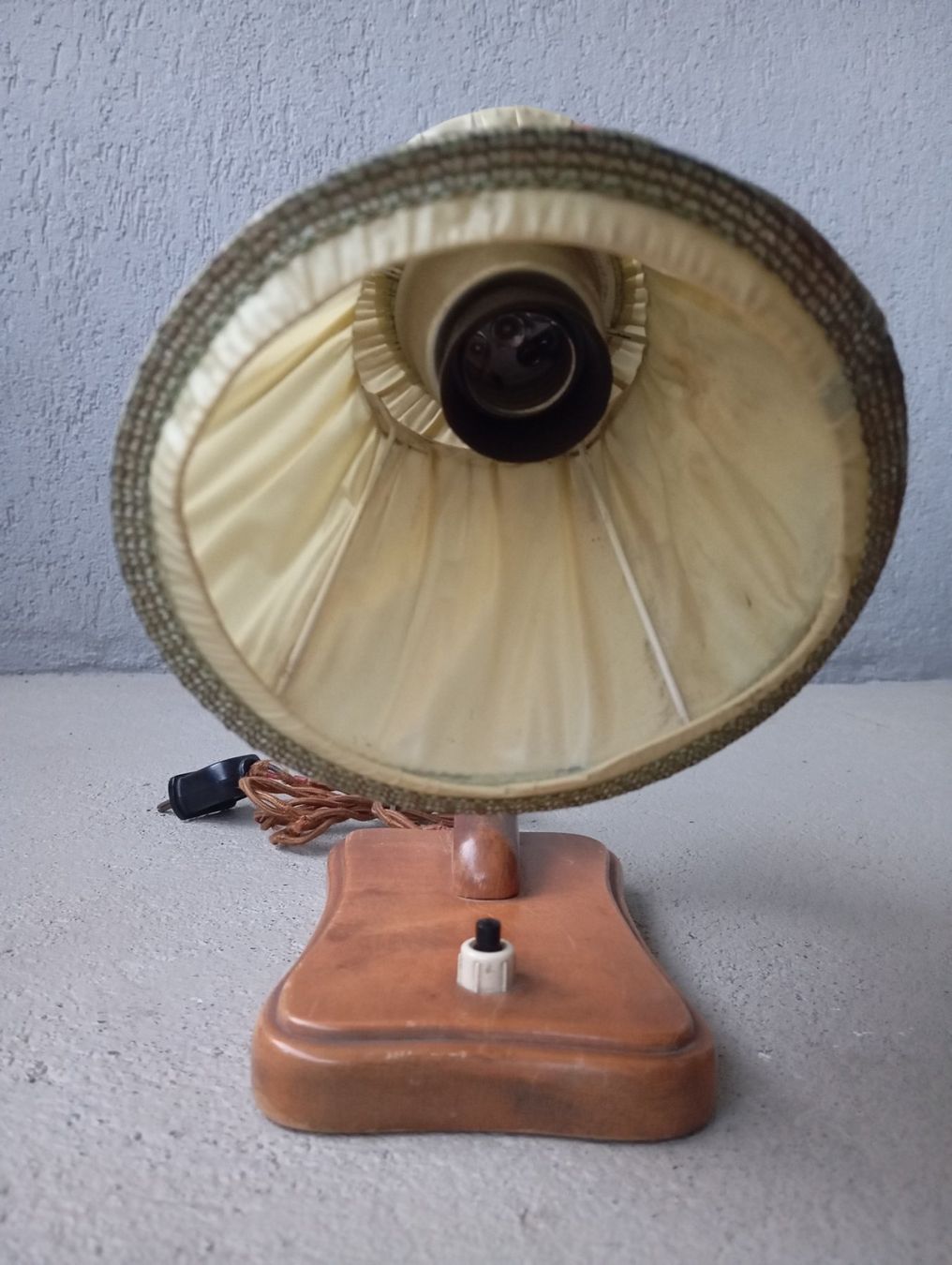 Lampen: Vintage Lampe aus Holz 19cm – Defekt aus Zeneggen von shemesh_ 6