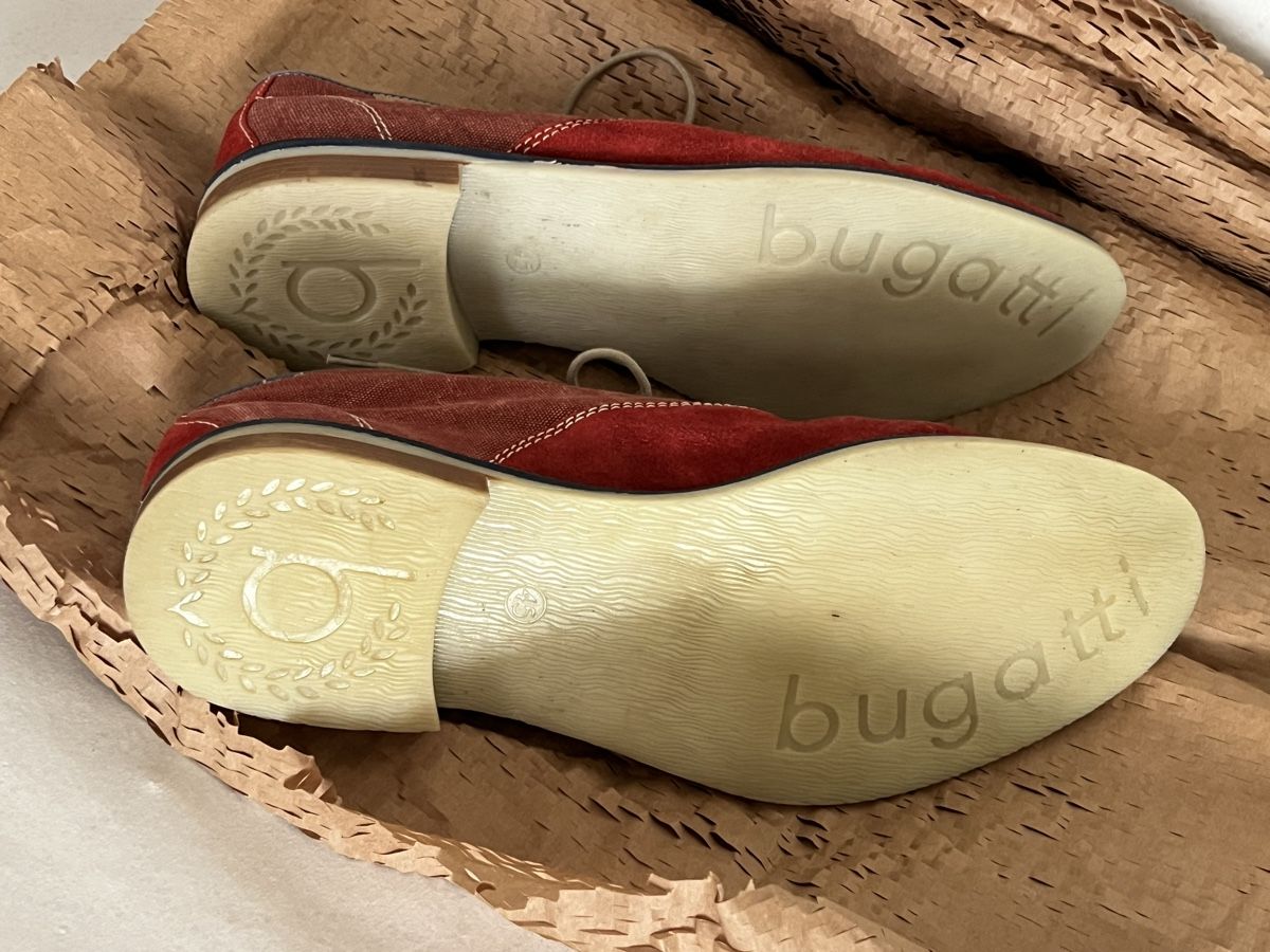 Scarpe da uomo: 45 Bugatti Herren Schuhe Rot Wildleder & Denim  – Usato da Moehlin venduto da Balirain 6
