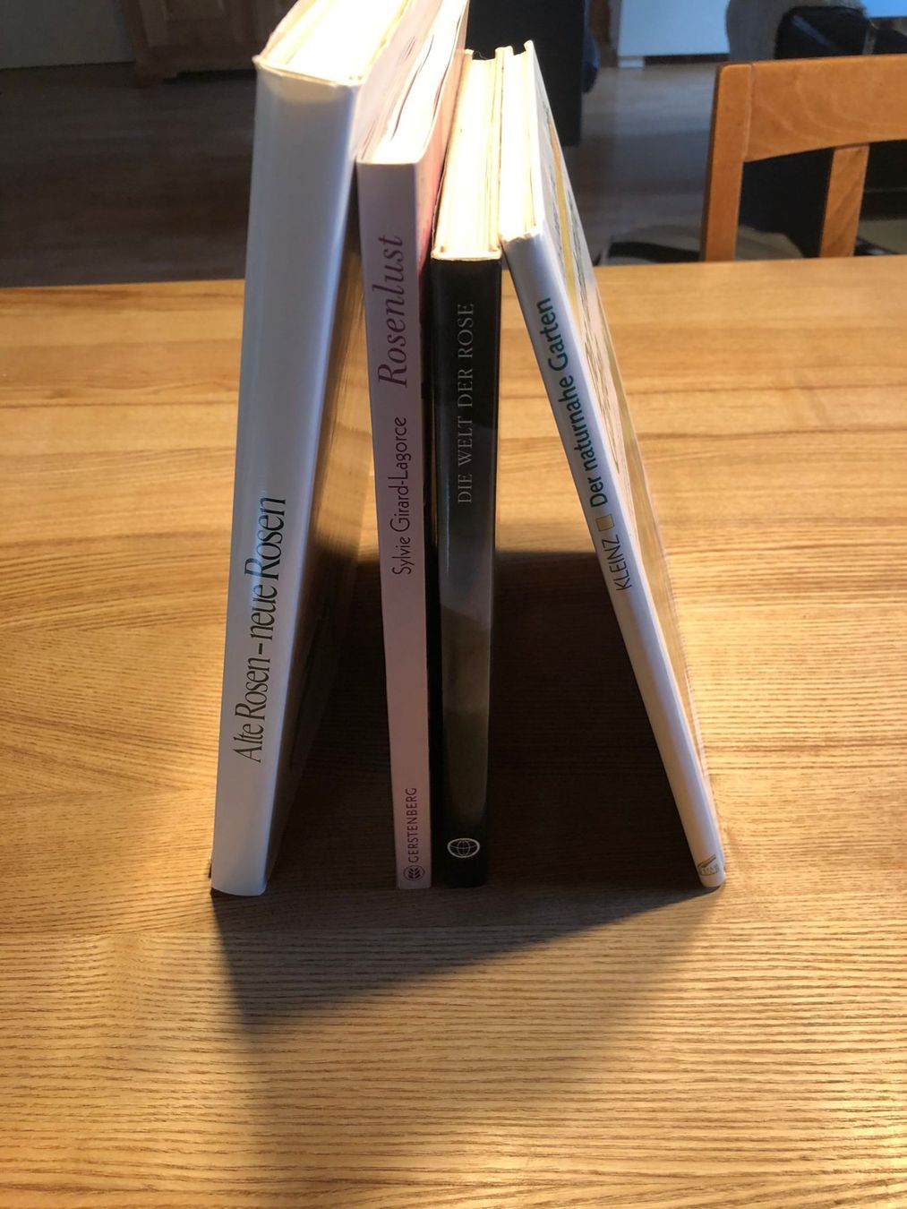 Bücher: 4 Bücher über Rosen und Garten – Gebraucht aus Röschenz von Tashroal 2