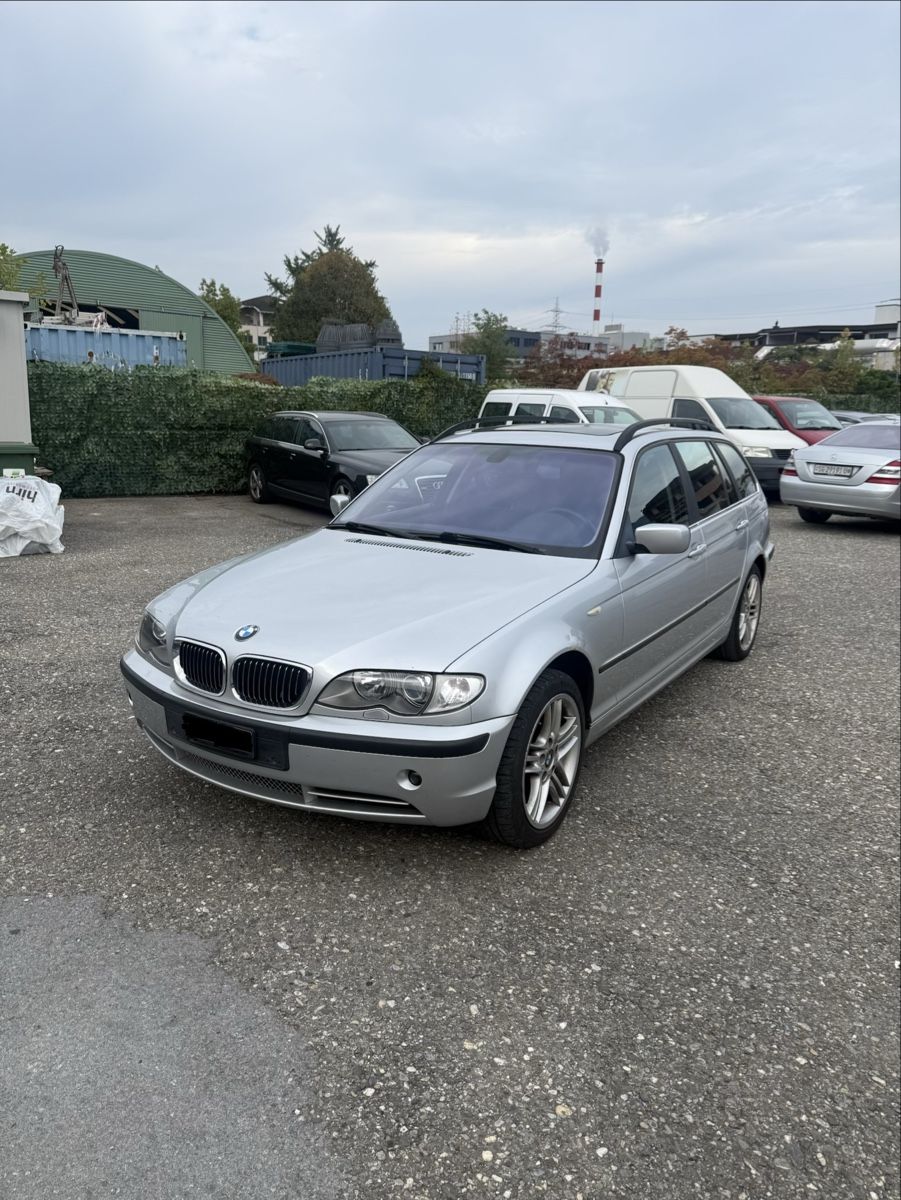 BMW Automobili: Bmw 330xi Automatik – Usato da Ruggell venduto da Dadasli25