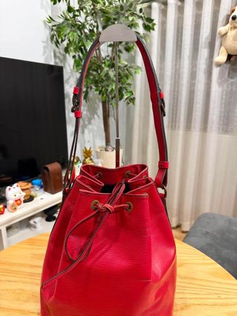 Ab 1 fr, Louis Vuitton Petit Noé Epi-Leder ❤️