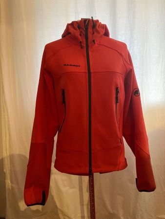 Mammut Jacke S in rot