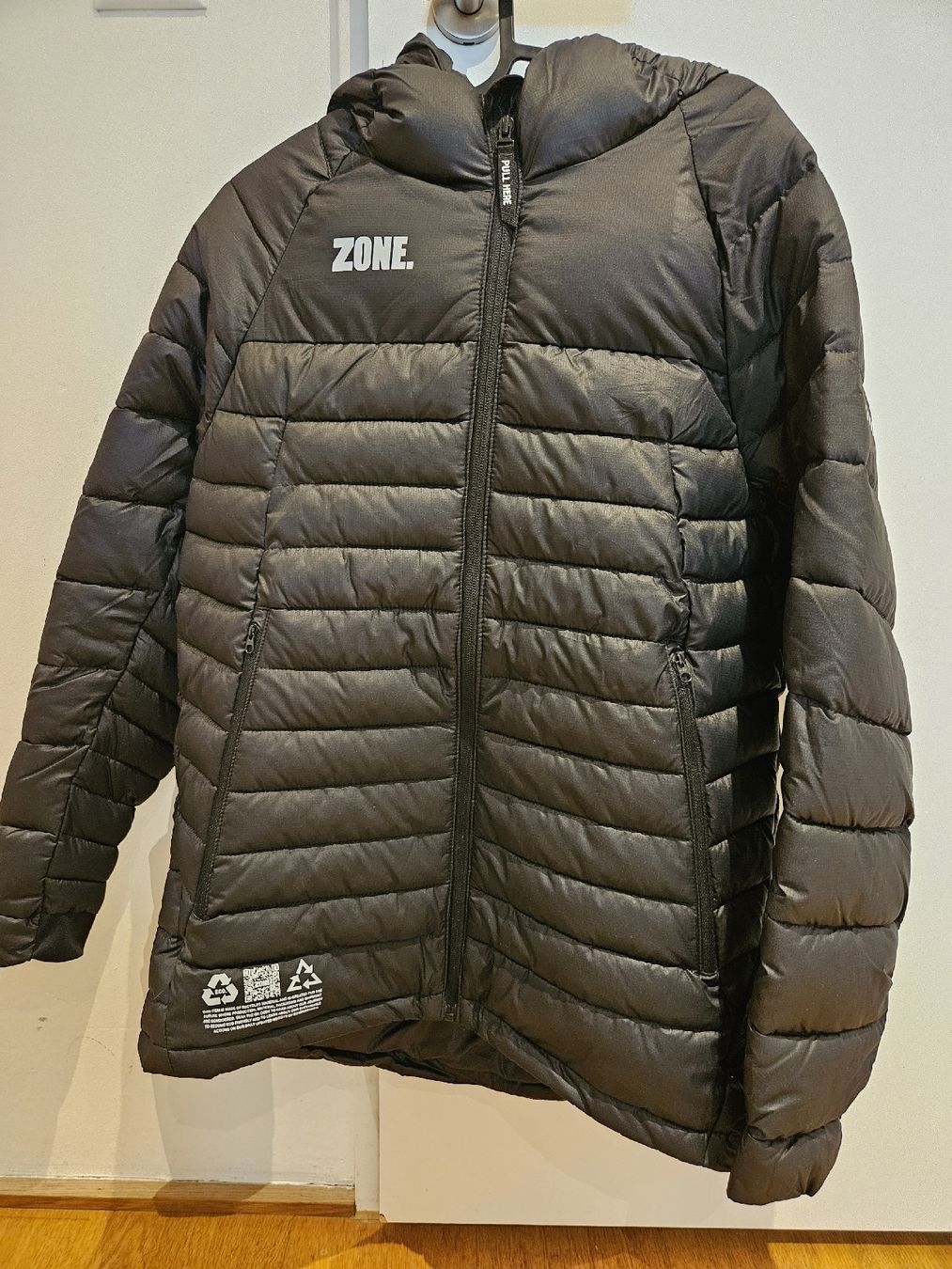 Giacche: Zone Floorball Winterjacke – Usato da Ilanz venduto da zoe_55wh 1