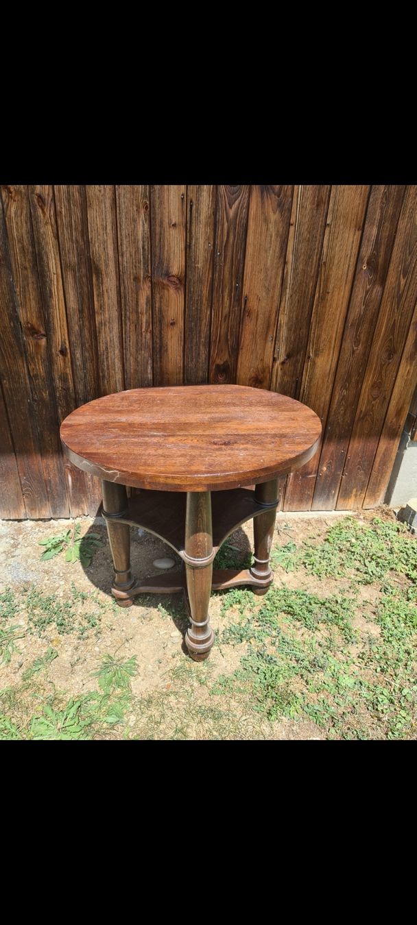 Tavoli: Esszimmertisch aus dunklen Holz – Usato da Niederlenz venduto da DaveDasWahnsinn