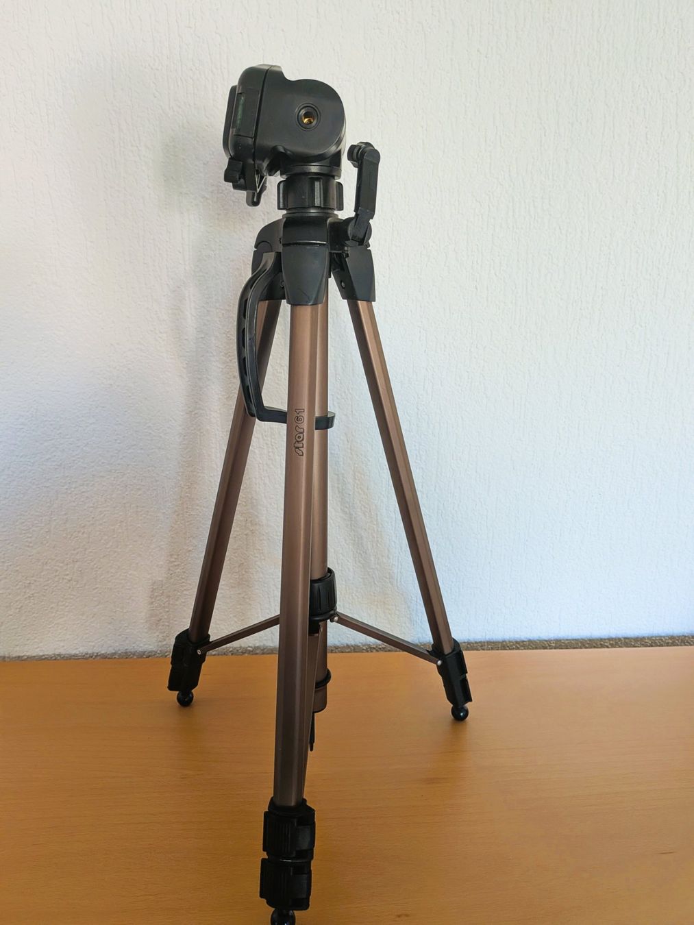 Nikon Fotocamera: NIKON D5500 mit Zubehör – Usato da Pfäffikon SZ venduto da RainerZuefall 3