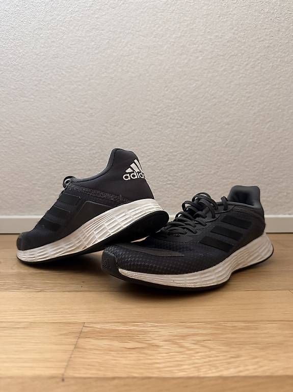 Scarpe da uomo: Adidas Running – Usato da Dietikon venduto da AgathaJ 3