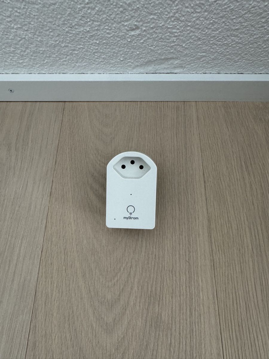myStrom Interruttori: myStrom Smartplug WLAN Energy Control Switch – Usato da Niederrohrdorf venduto da 54Belaadpa43