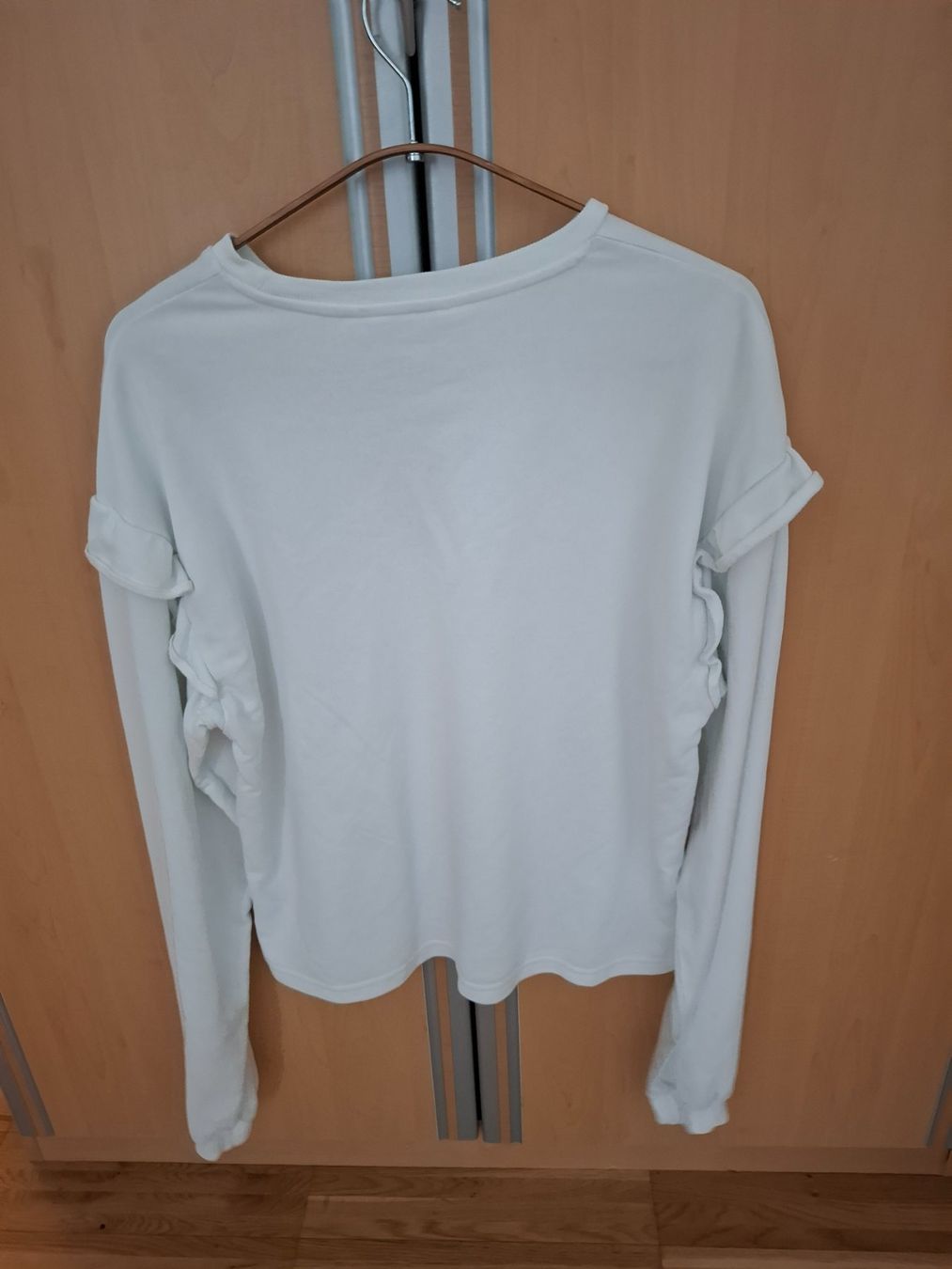 Maglioni & Felpe: H&M Pulli Mädchen mit Rüschen, Grösse 170, Baumwolle! – Usato da Zürich venduto da zhch15 2