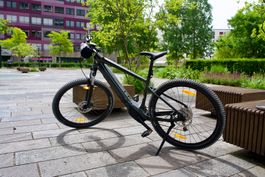 Specialized Turbo Tero 3.0 L | Unter 200 km | Wie neu
