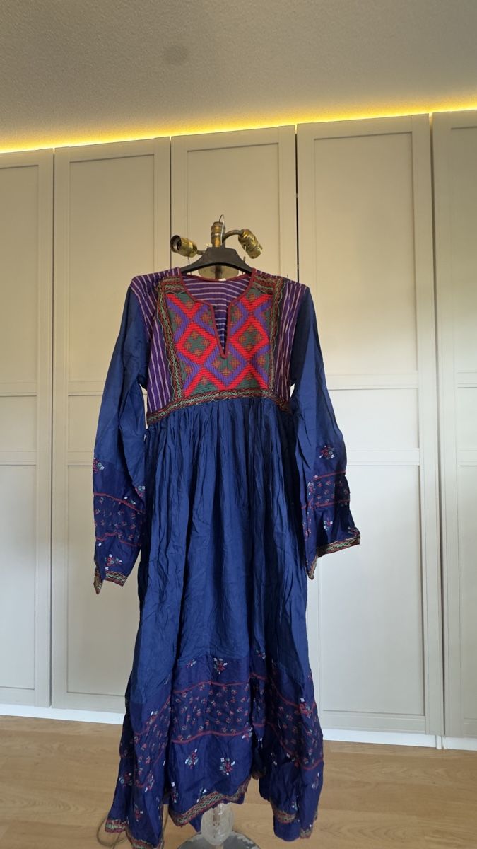 Vestiti: Afghanistan handgemachte Kleid vintage  – Nuovo (secondo la descrizione) da Olten venduto da Saayis 2