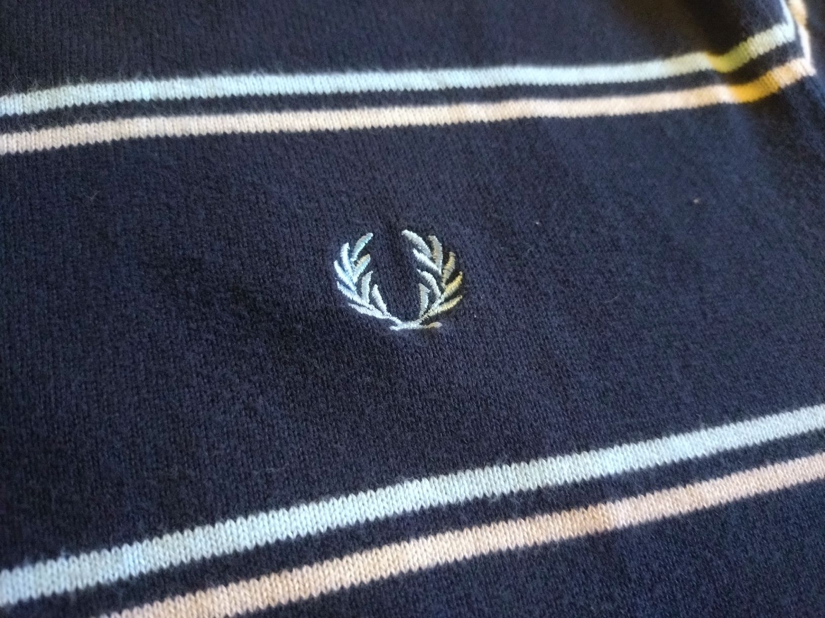 Fred Perry Pullover & Sweatshirts: Pull Fred Perry coton bleu rayé blanc taille L TBE  – Gebraucht aus Farvagny-le-Grand von LaCaverne 2