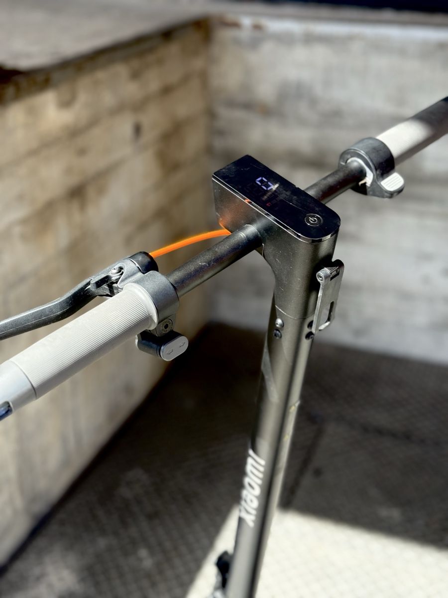 Xiaomi Kickboard: XIAOMI E-Scooter 6, 12Zoll Reifen – D'occasion à Unterengstringen par RAAL.INEX 2