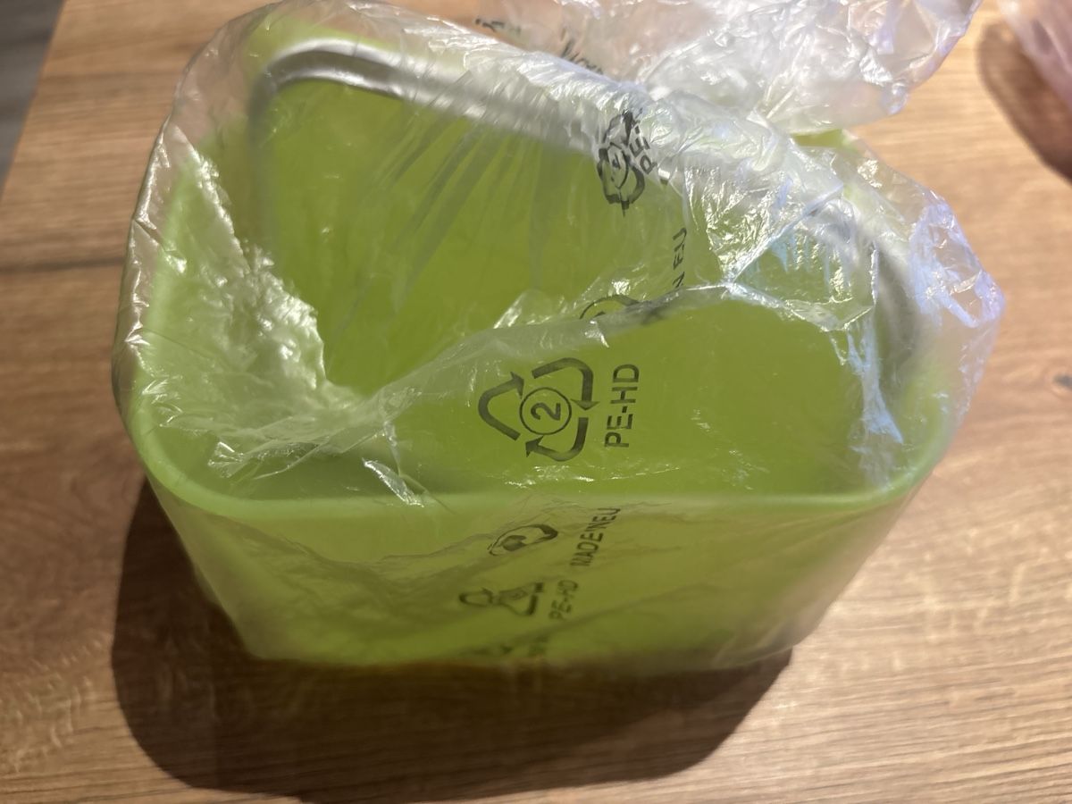Tupperware Contenitori & Simili: Tupperware Click Modular Wasabi 1.3L, NEUF – Nuovo e nell'imballaggio originale da Delémont venduto da Ma_LoU.01 1