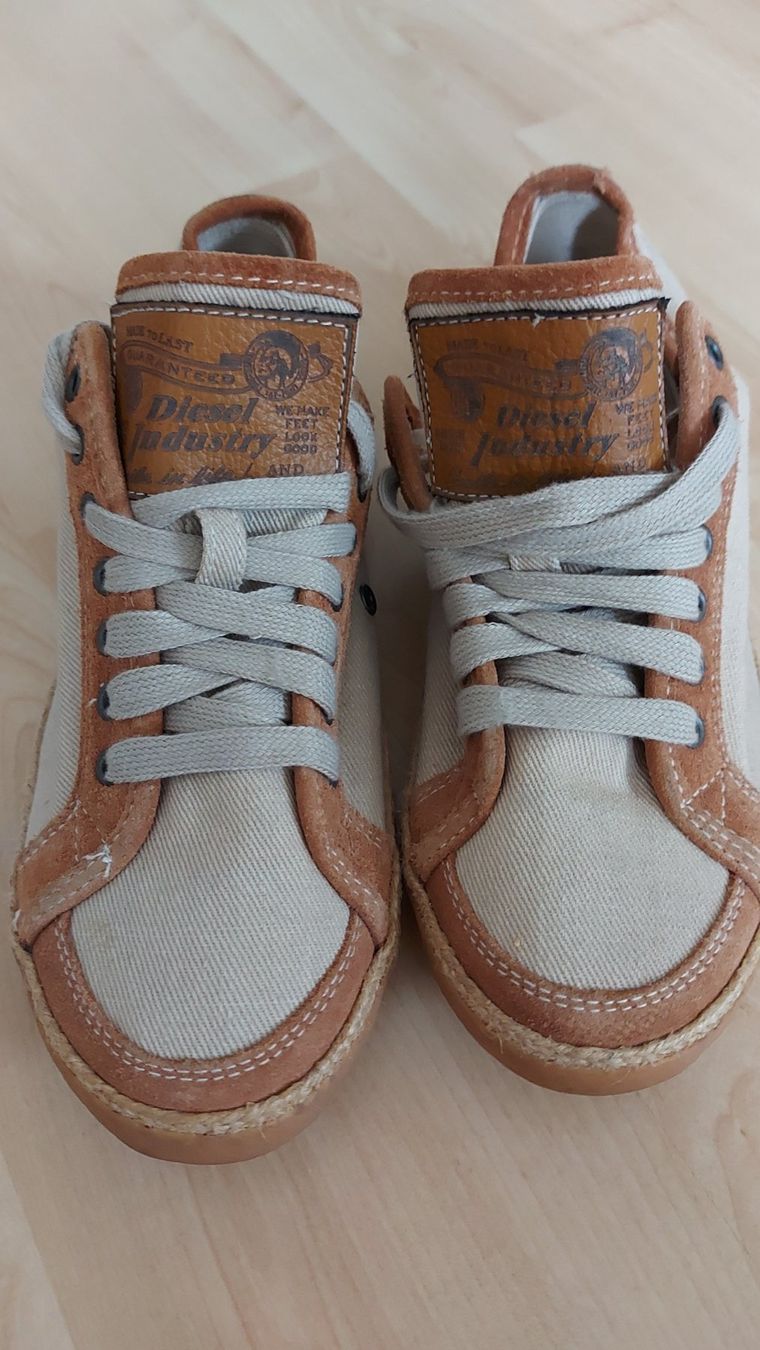 Diesel Scarpe da donna: Diesel Sneakers – Usato da Nebikon venduto da Draga25