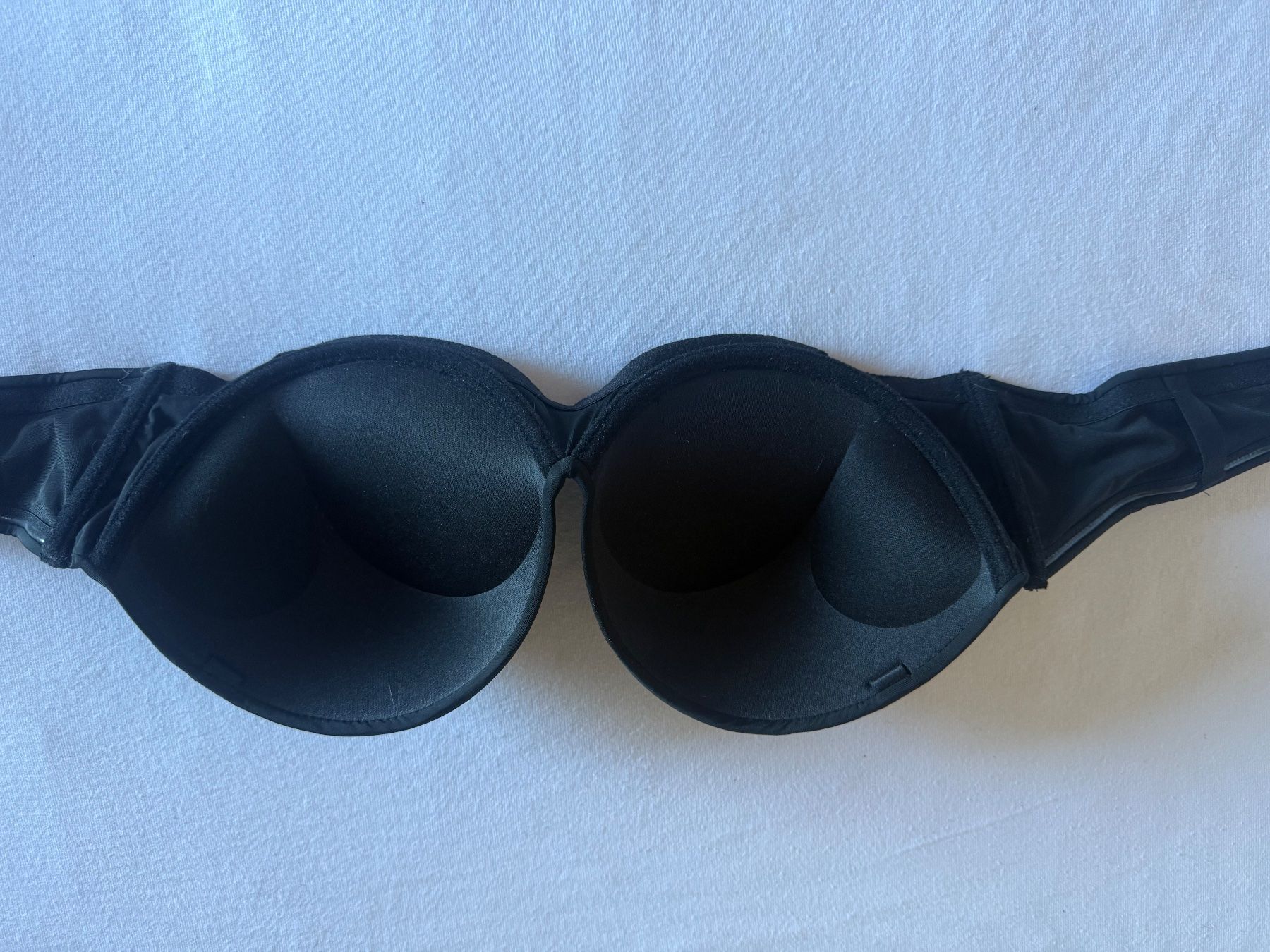 H&M Autres dessous: Trägerloser BH – Neuf (Voir description) à Laupen BE par Alina_aaee 1