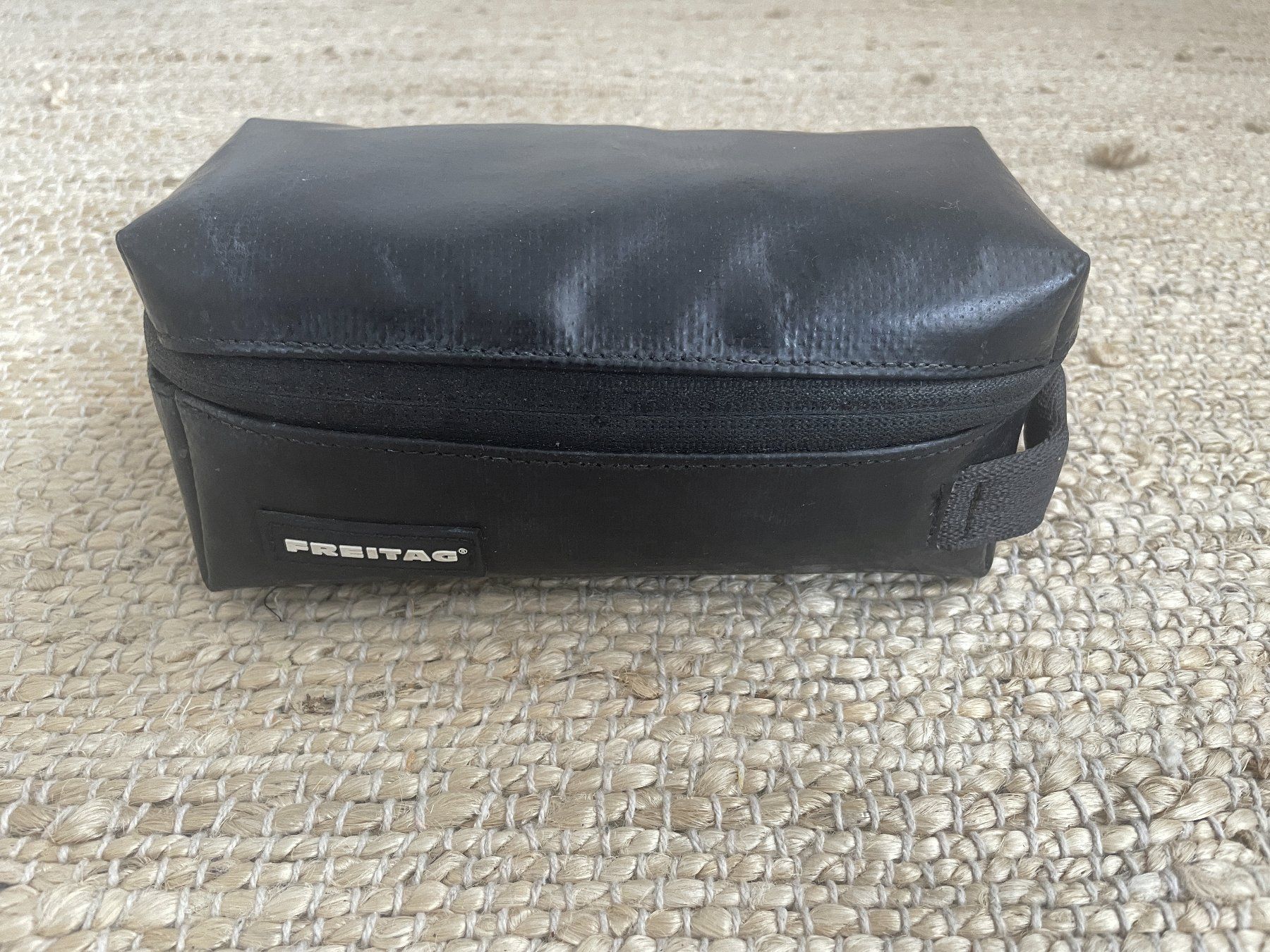 Freitag Custodie per cosmetici: FREITAG Necessaire F35 – Usato da Bern venduto da Leer.gut