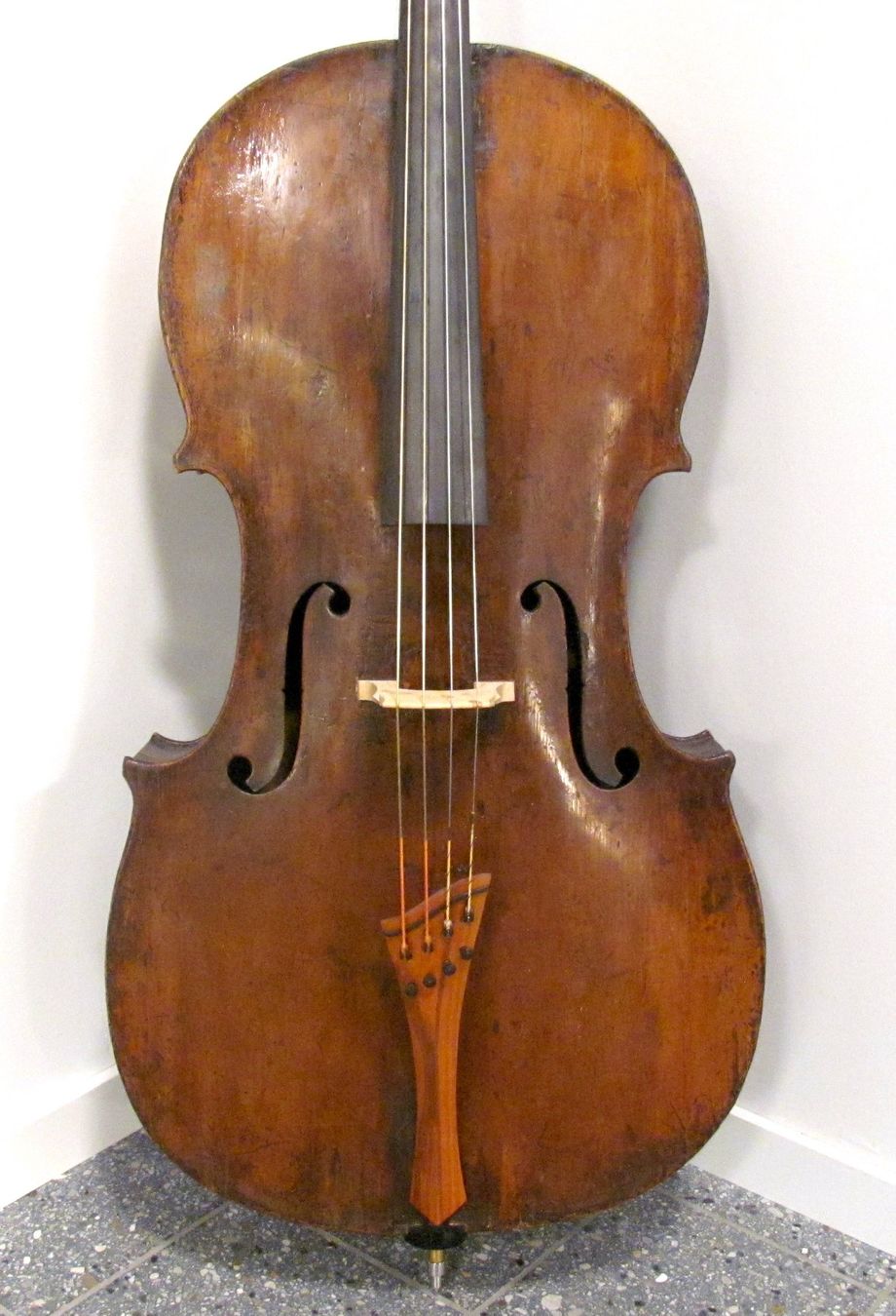 Strumenti musicali: Sensationelles Cello ca. 1780 – Usato da Basel venduto da internetdeal