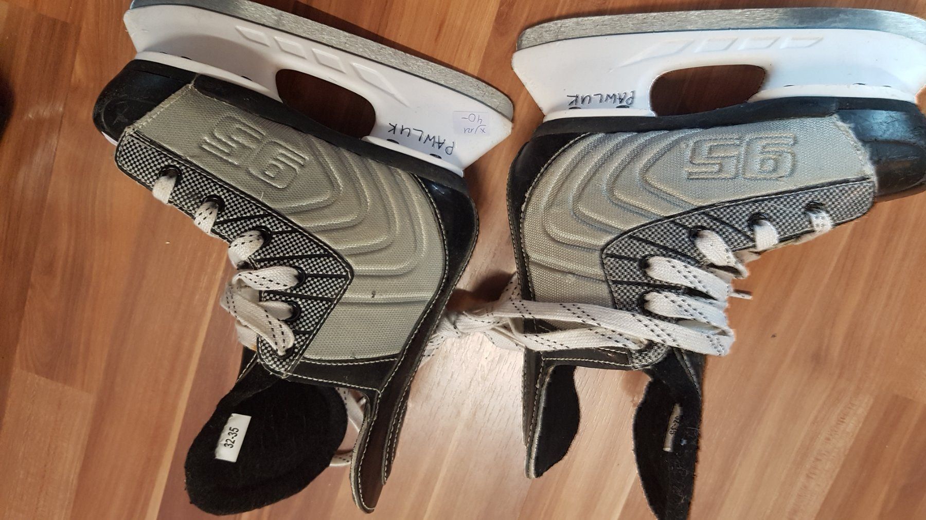 Schlittschuhe: Schlittschuhe gr 32-35 B – Gebraucht aus Schwarzenburg von Flamingo07 1