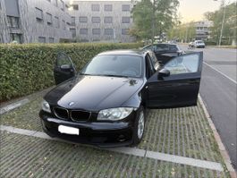 BMW 118i, Jahrgang 2010, Benzin