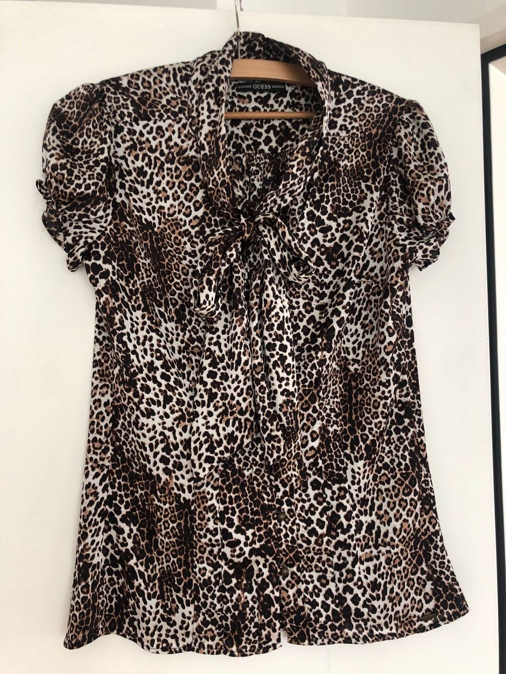 Guess Camicette: Bluse Guess – Nuovo (secondo la descrizione) da Basel venduto da FannySt