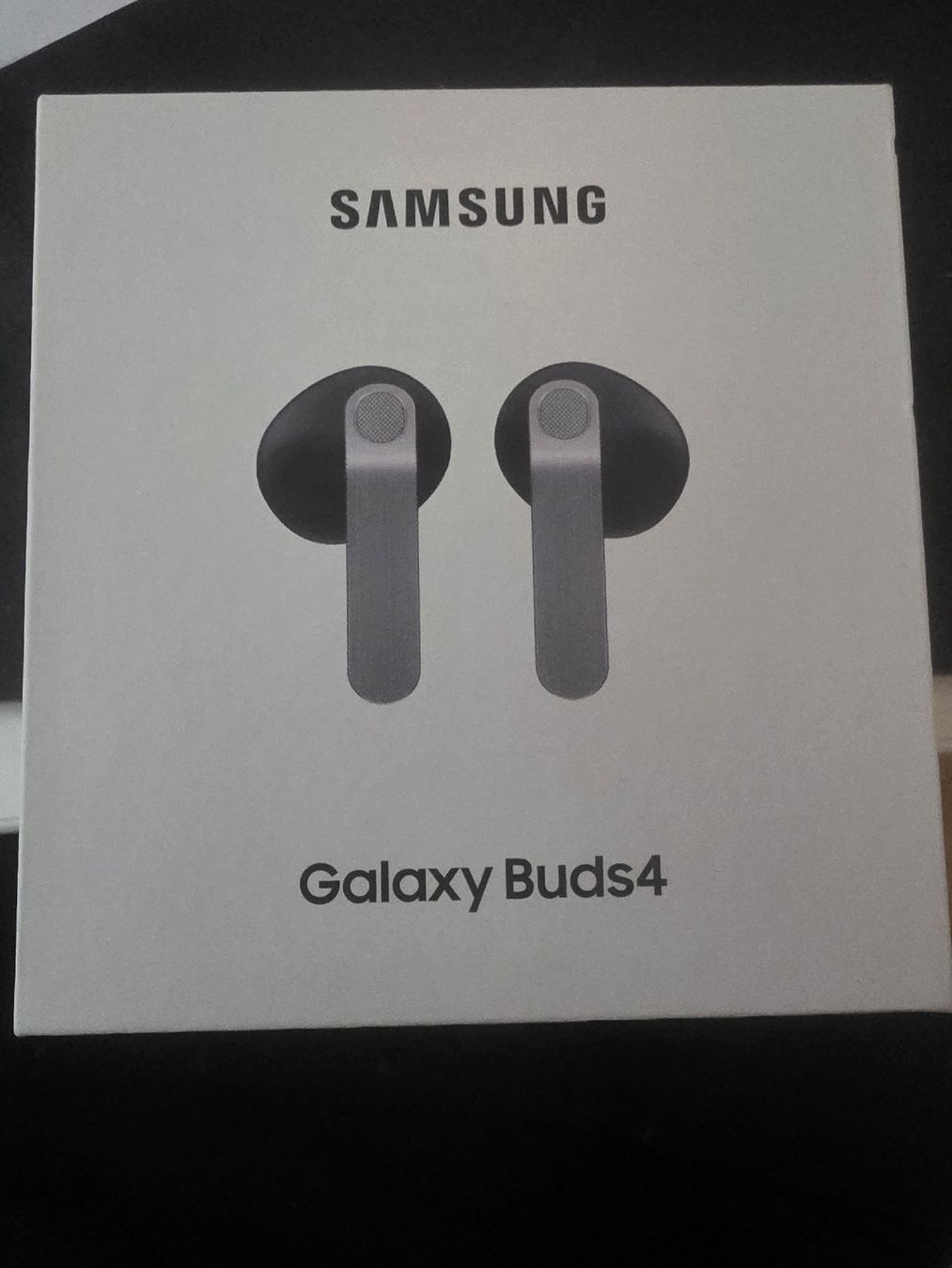 Samsung Cuffie: Galaxy Buds 4 / 2 x benutzt – Nuovo (secondo la descrizione) da Flawil venduto da nine9nine9